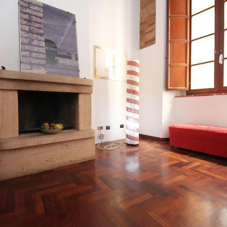 Logge Del Papa Apartment Siena Buitenkant foto